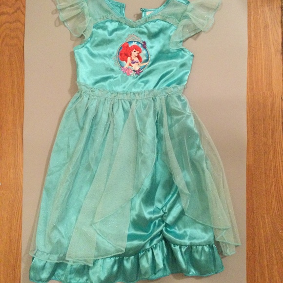 Little Mermaid’s Ariel costume (Sz. 2)
